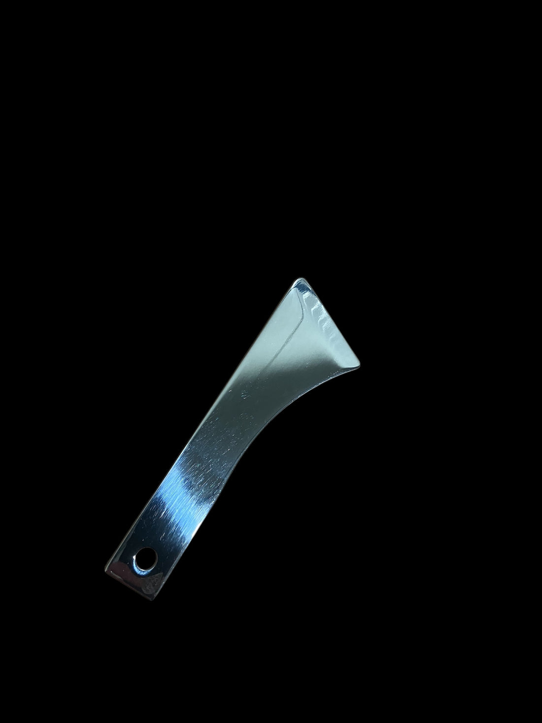 Multifunctional demontage tool