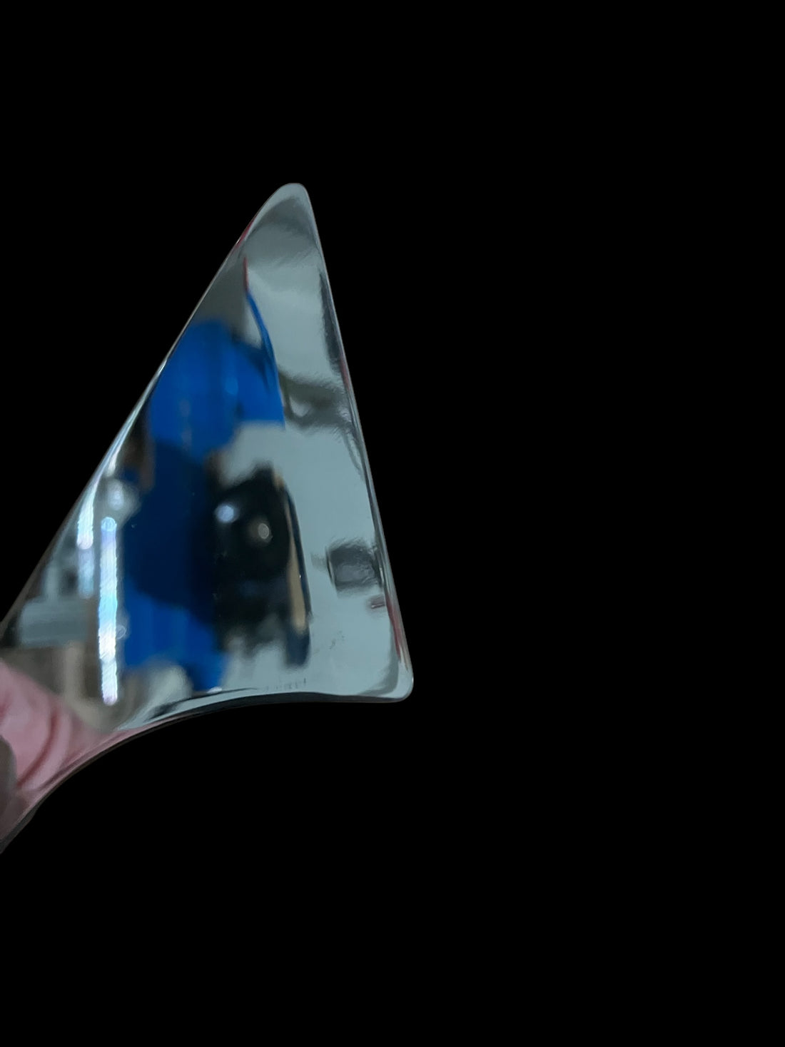 Multifunctional demontage tool